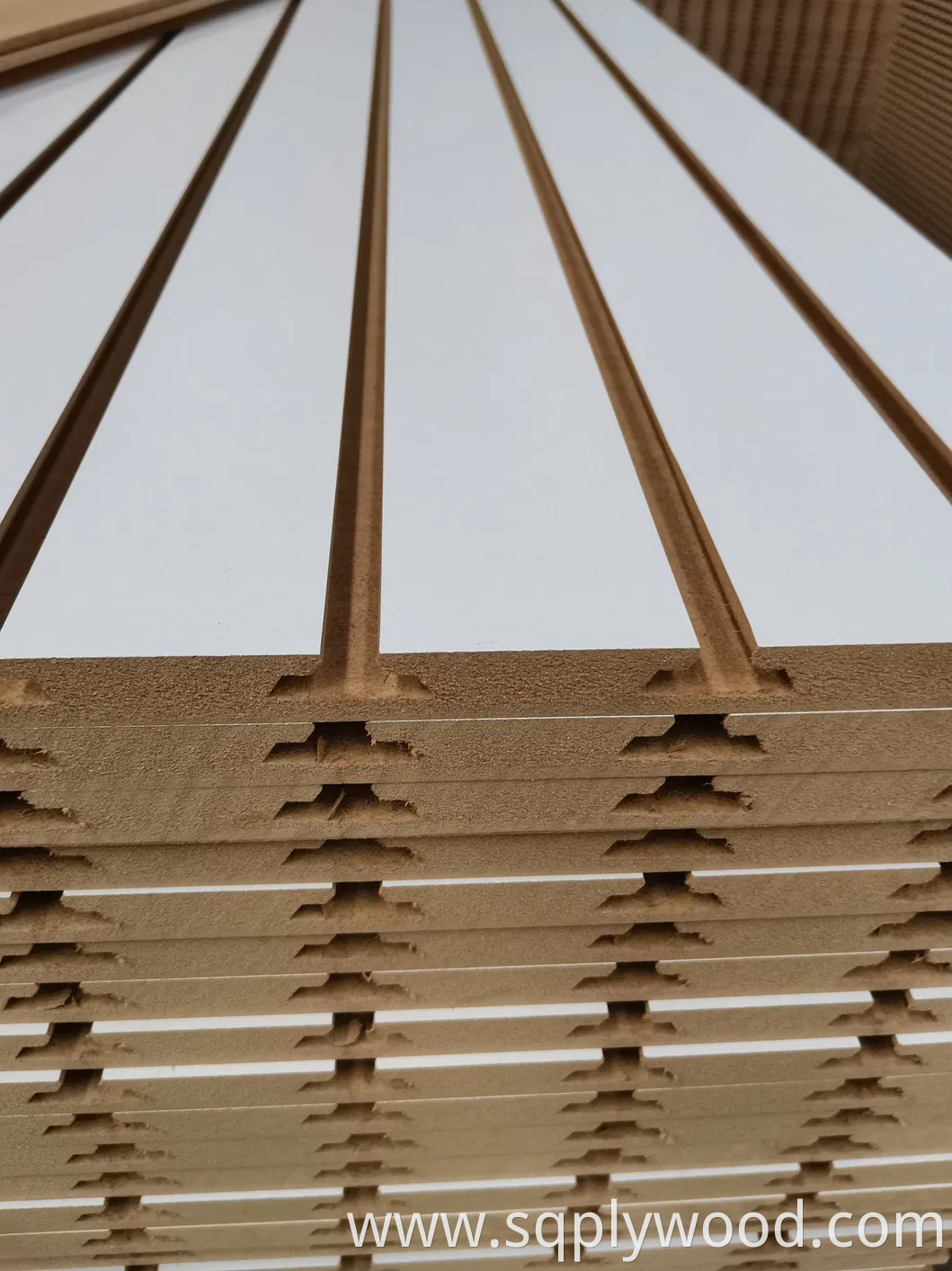 Factory-Groove and Slot White Melamine MDF in 12mm 15mm 18mm